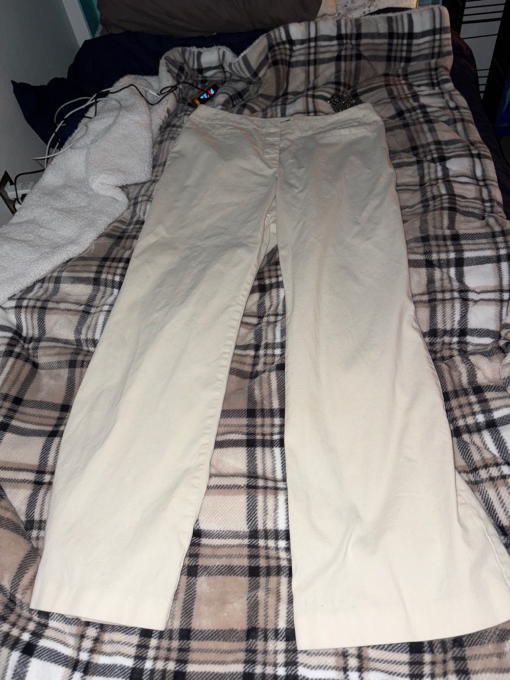 New York & Company Cream Straight-Leg Pants